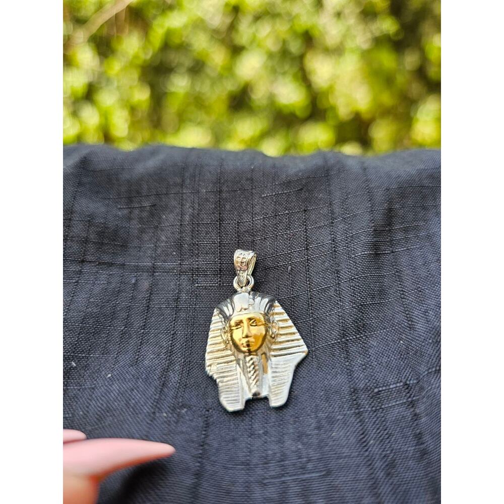 915 Solid Sterling Silver King Tut Pendant - Picture 2 of 2